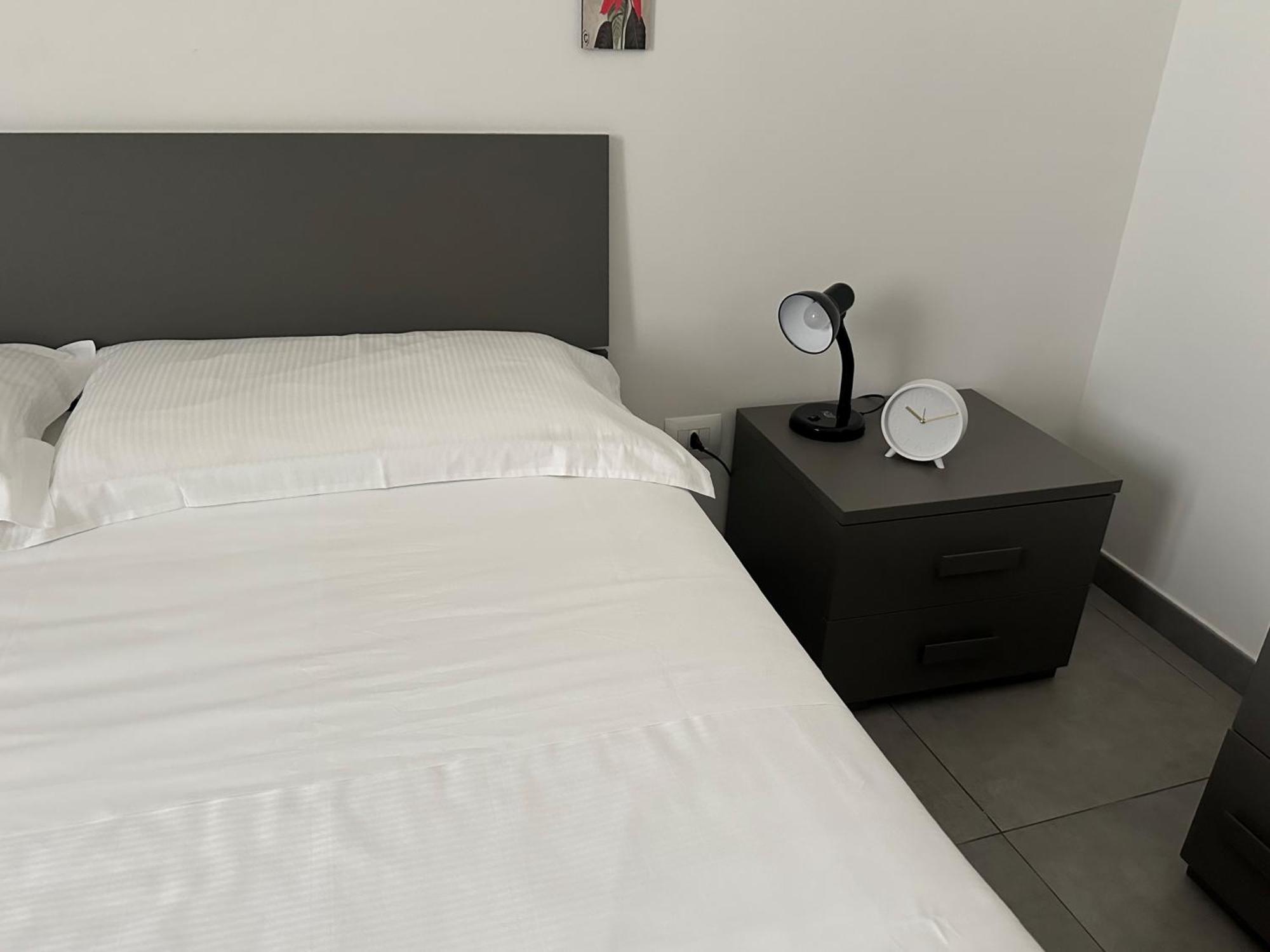 Toi Apartments Bríndisi Habitación foto